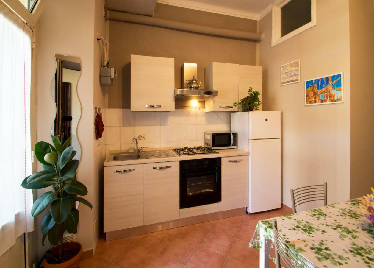 Spezia 33 Apartment Turin Luaran gambar