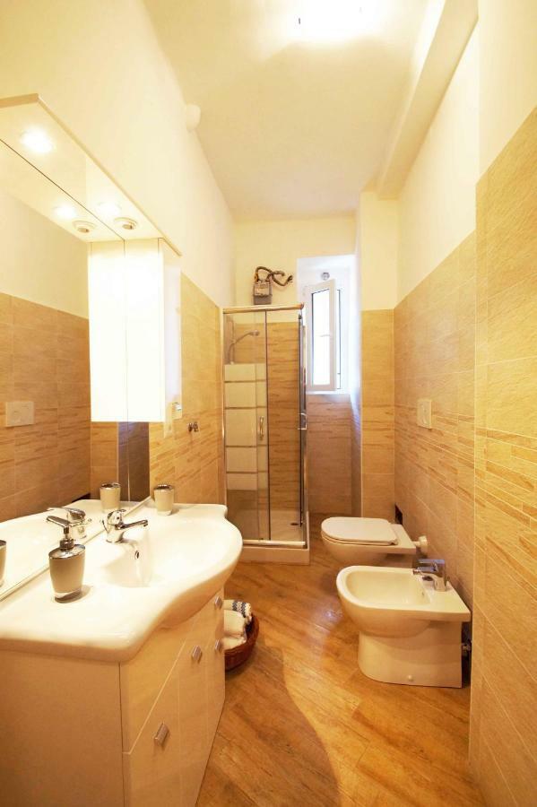 Spezia 33 Apartment Turin Luaran gambar